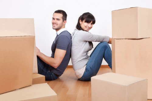 Careful packing and lifting support for a home removal in Earlsfield