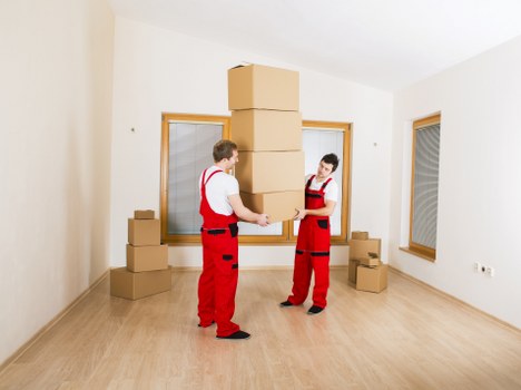 Organized storage space for students near Earlsfield